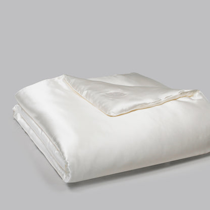 All Season Silk Filled Comforter with Silk Shell